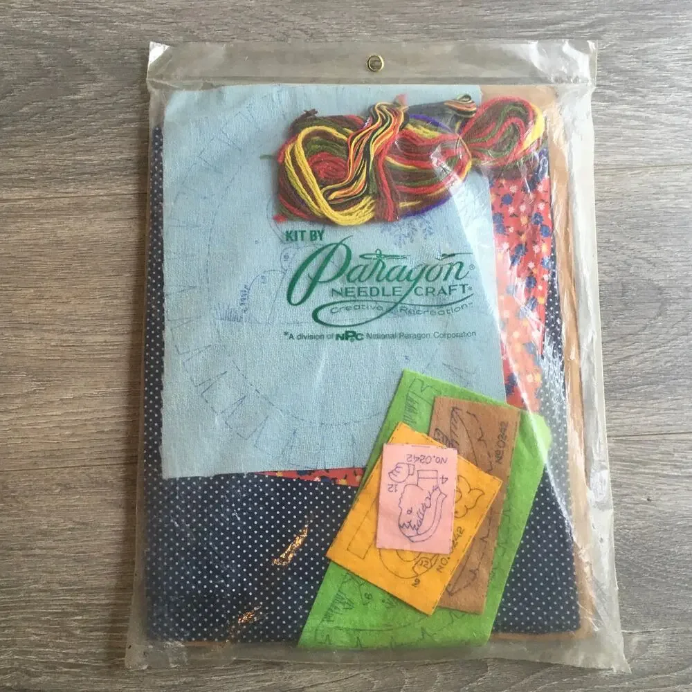 Vintage Paragon Platter Talk Polly Crewel Kit 1970s Embroidery Hanging Plaque